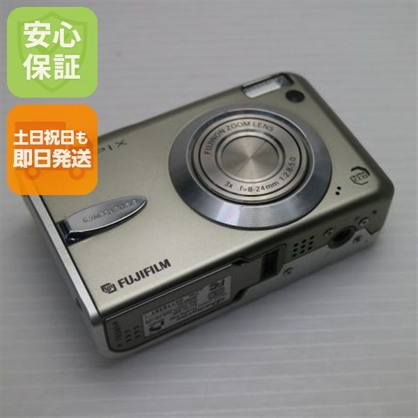 美品 FinePix F30 シルバー 即日発送 FUJIFILM デジカメ デジタル