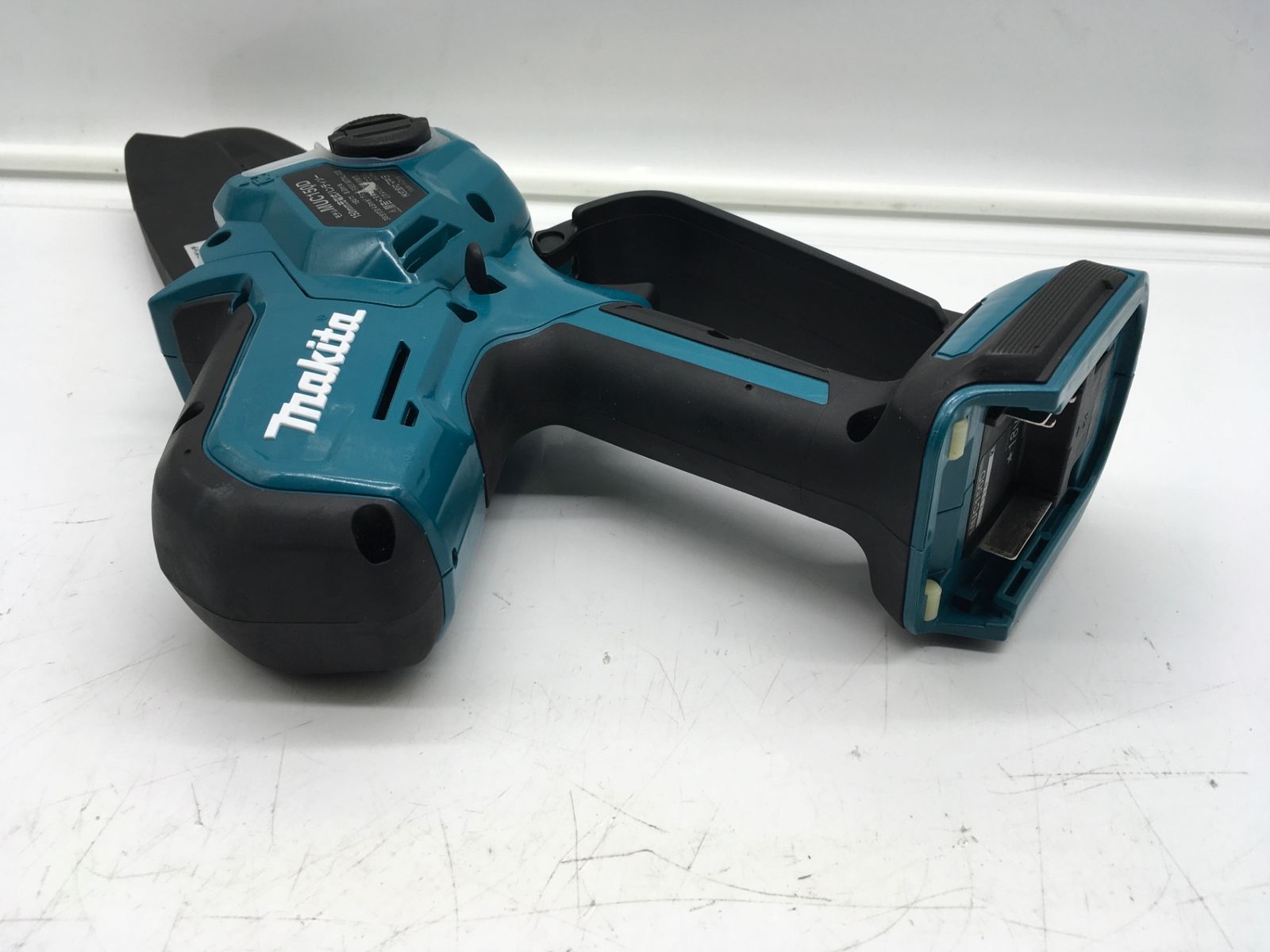 150 mm充電式ハンディソー18