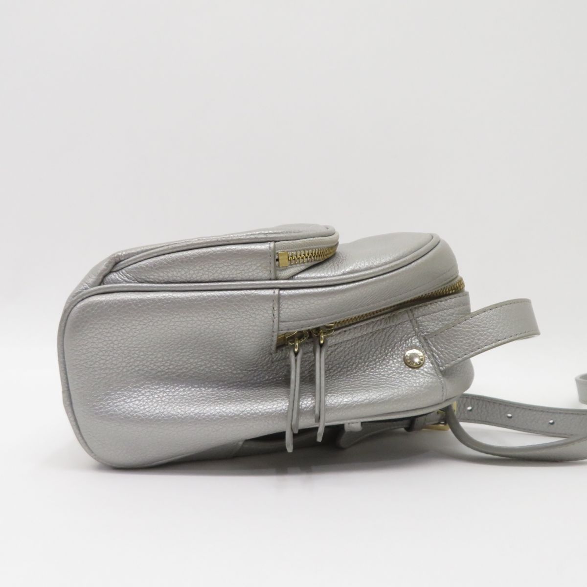 FURLA フルラ フリーダ レザー ミニリュック バックパック シルバー