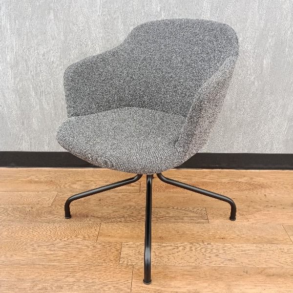 OKAMURA オカムラ ミーティングチェア 8117 8117BB-FXWO 2023年製