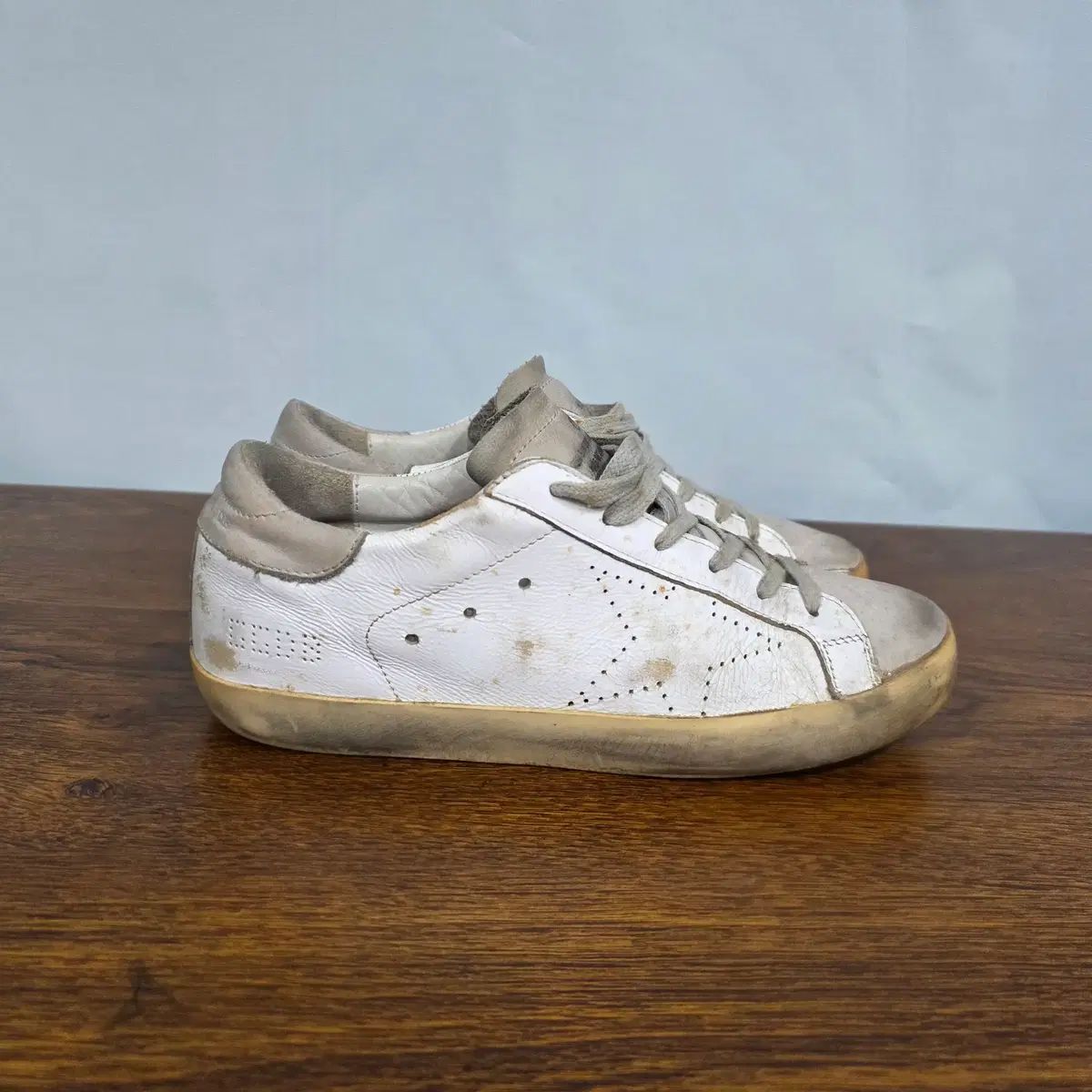 ゴールデングース 37サイズ スニーカー 節約 未使用品】ゴールデン