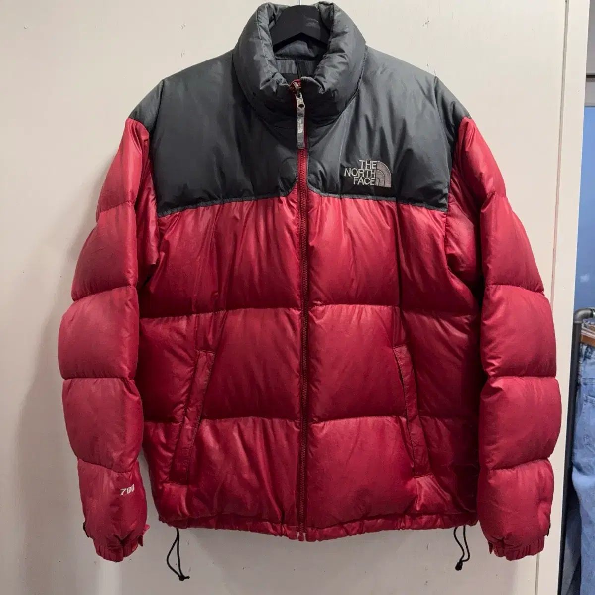 THE NORTH FACE ザノースフェイス 700 ヌプシ レッド-グレー