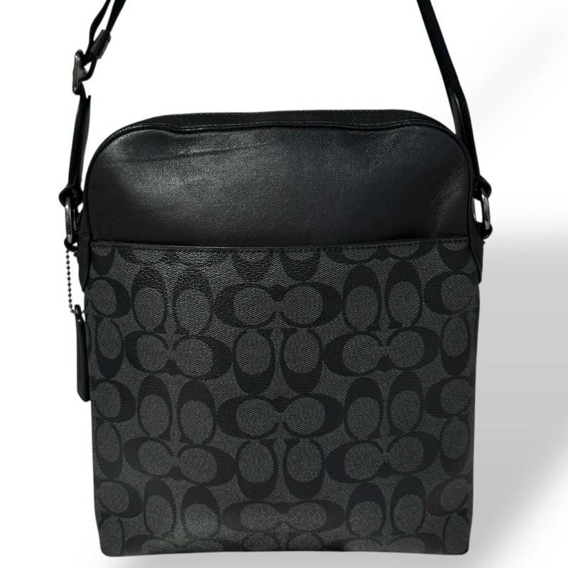 美品☆COACH コーチ☆ショルダーバッグ ボディバッグ シグネチャー PVC