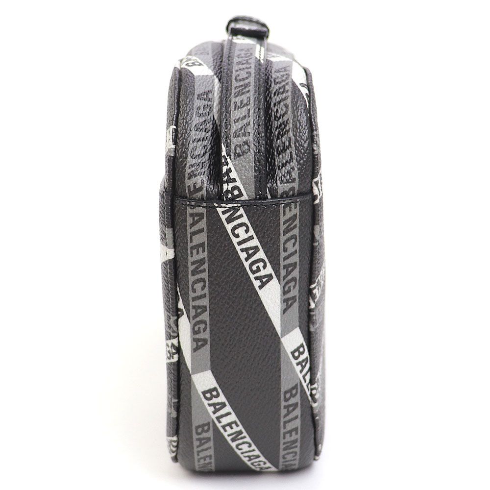 バレンシアガエブリデイ ミディアム カメラバッグ ダークグレー