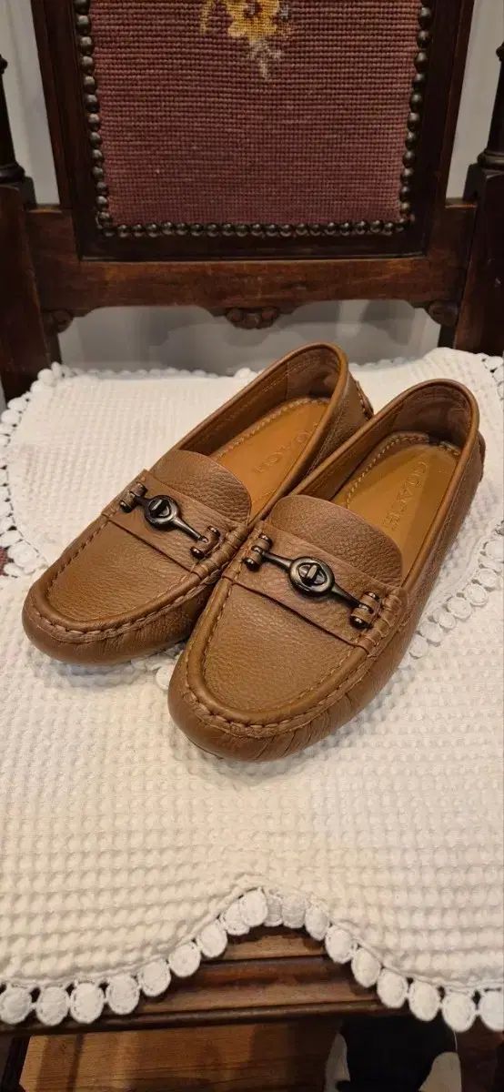 キャメルブラウン