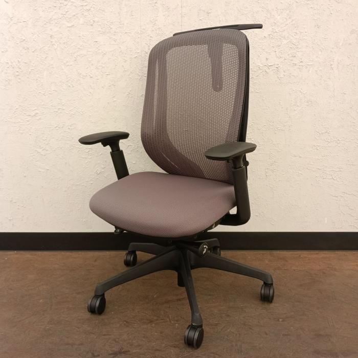 オカムラ シルフィー オフィスチェア 肘あり C 686 ZR-FMR 2 製 ライトグレー ハイバック メッシュタイプ アジャストアーム付 ハンガー付 ワークチェア PCチェア パソコンチェア デスクチェア OAチェア チェア イス 椅子