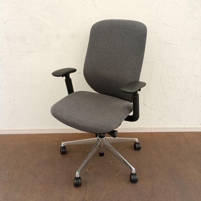 オカムラ オフィスチェア 肘あり シルフィー C 687 BR-FXW 0 製 チャコールグレー ハイバック クッションタイプ ワークチェア PCチェア パソコンチェア デスクチェア OAチェア チェア イス 椅子