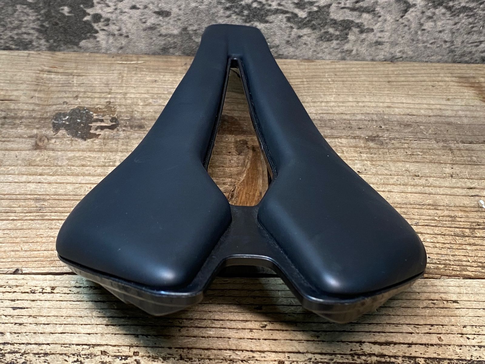 most Lynx Aircross Ultra Manganese サドル most-lynx-aircross-saddle-