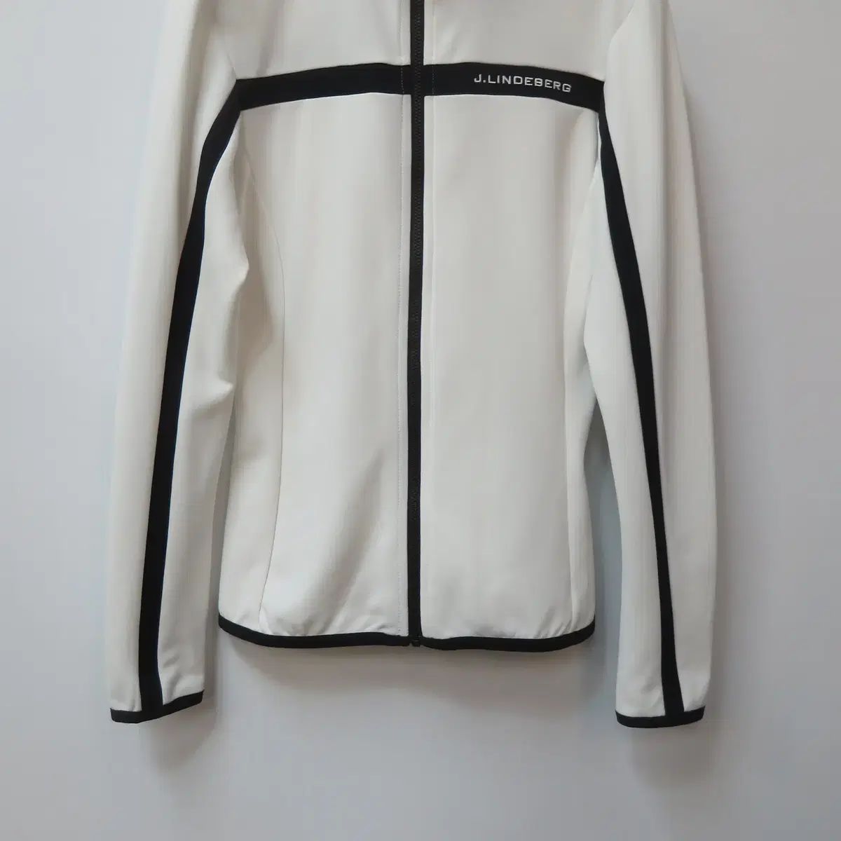 J.リンドバーグ 白 黒 起毛 ジップアップ - メルカリ