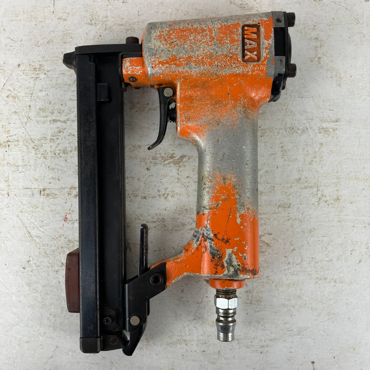 ЗЗMAX マックス 22 mm 常圧 エアネイラ TA-20 A 422 J オレンジ