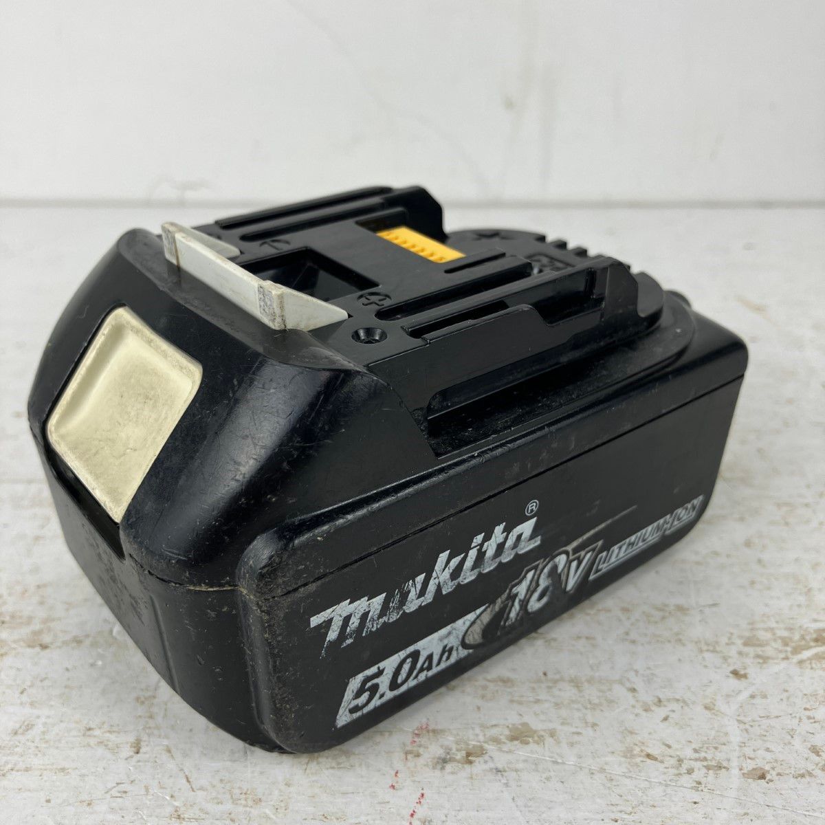 充電式ディスクグラインダー