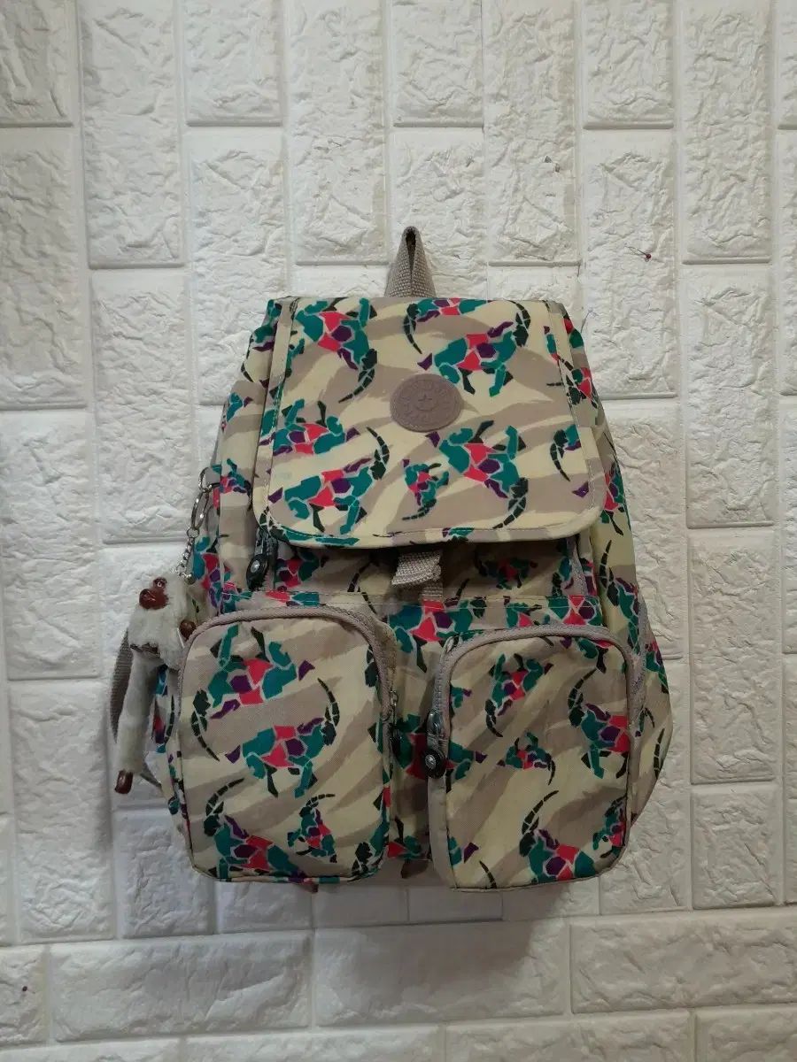 キプリング バックパック キーホルダー 含む