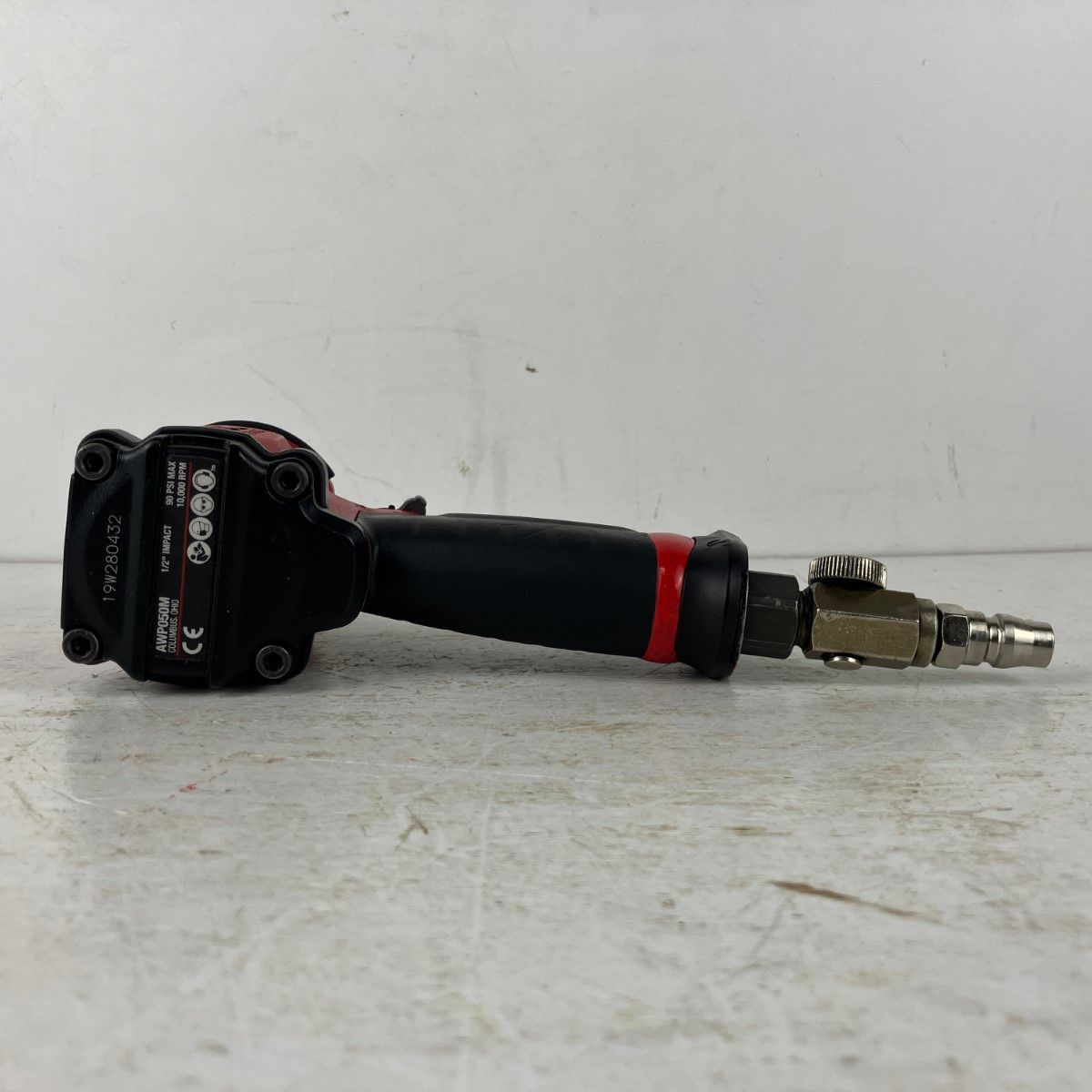  ЗЗMAC TOOLS マック 12.7 mm 常圧 エアインパクトレンチ AWP 050 M ブラック×レッド その他 エアーツール