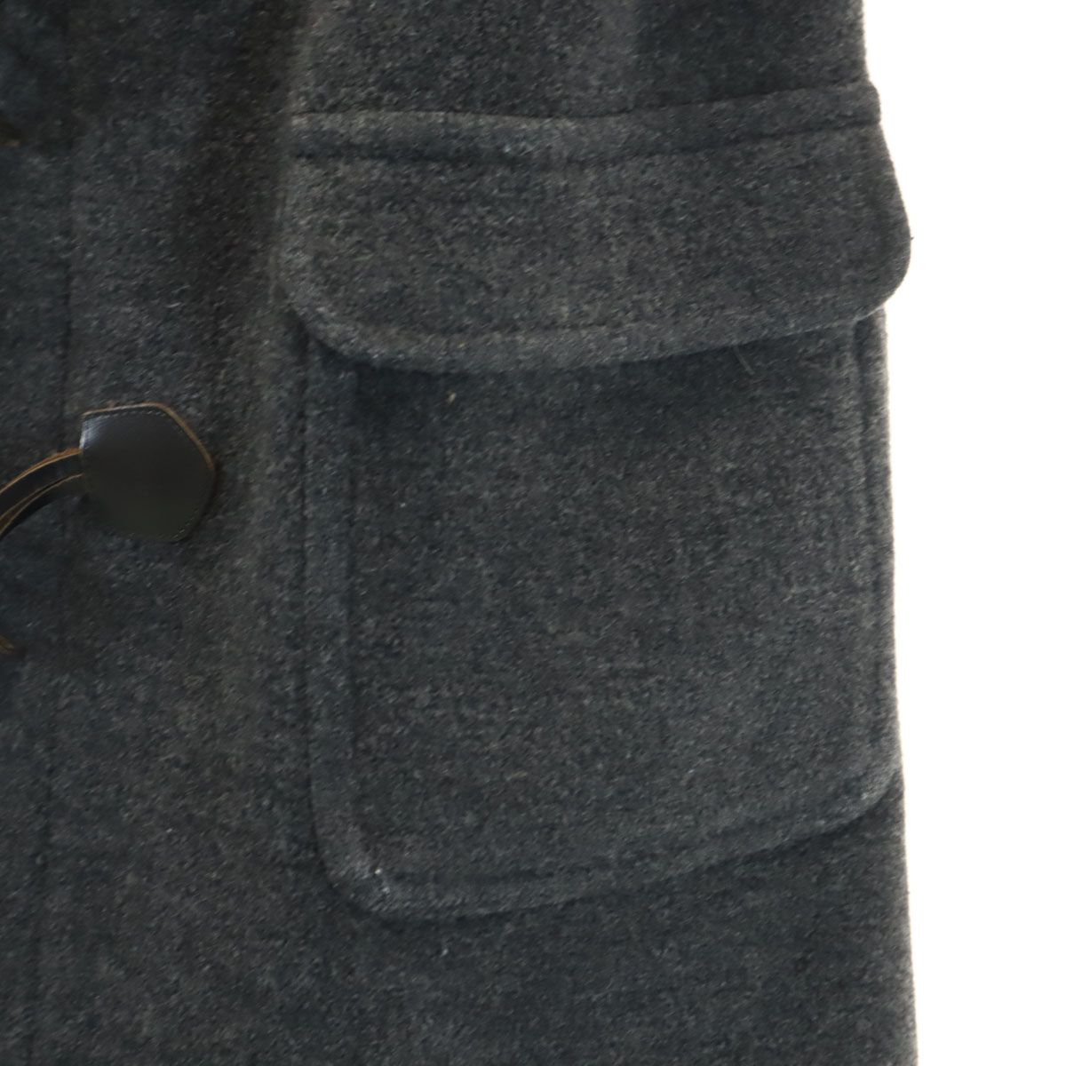 A チャコールグレー