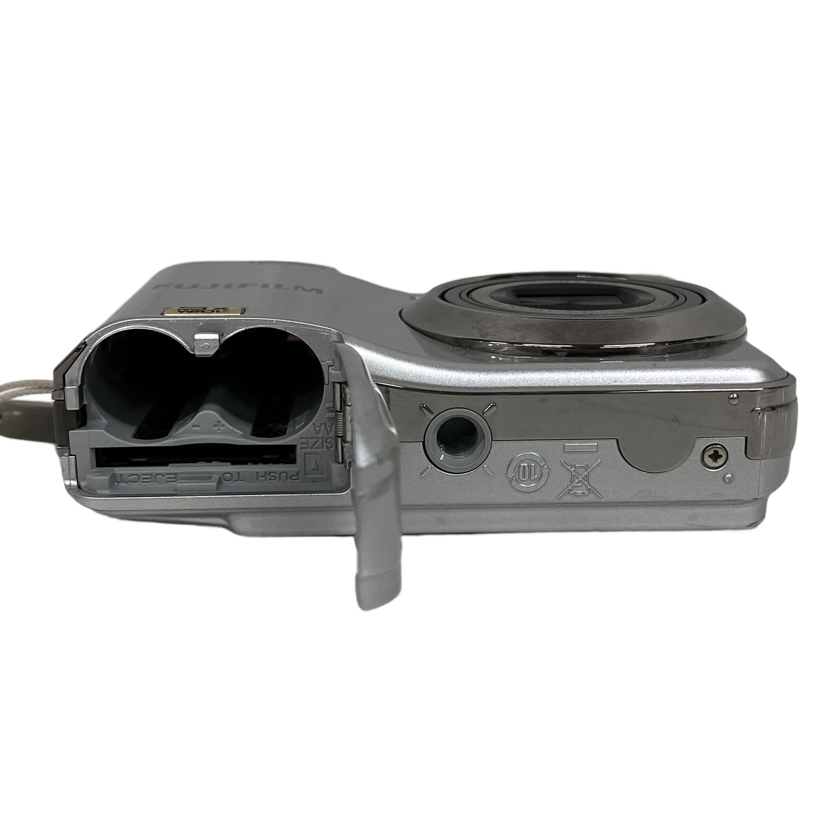 FUJIFILM FinePix AX200 コンデジカメ SD付 USED Fujifilm FinePix A Series AX200 12.2MP Digital Camera - Black for