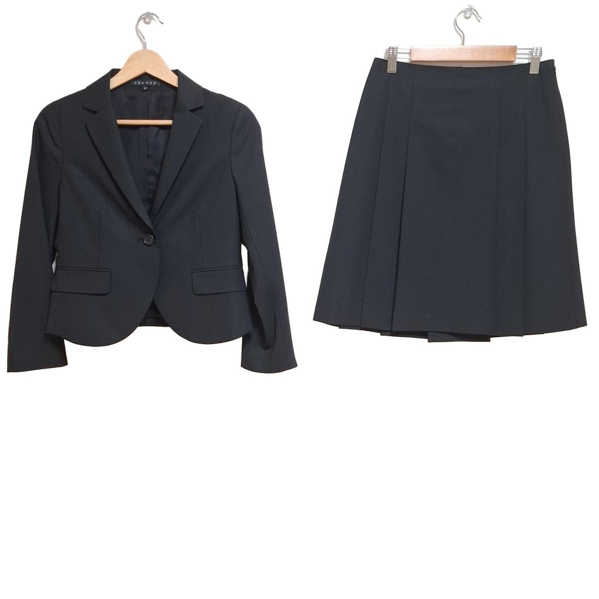 theory セオリー スカートスーツ レディース 黒 肩パッド プリーツ