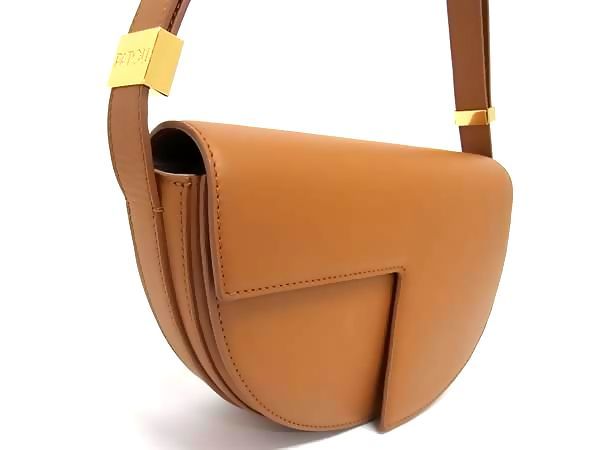 □美品□ PATOU パトゥ レザー ショルダーバッグ クロスボディ 斜め