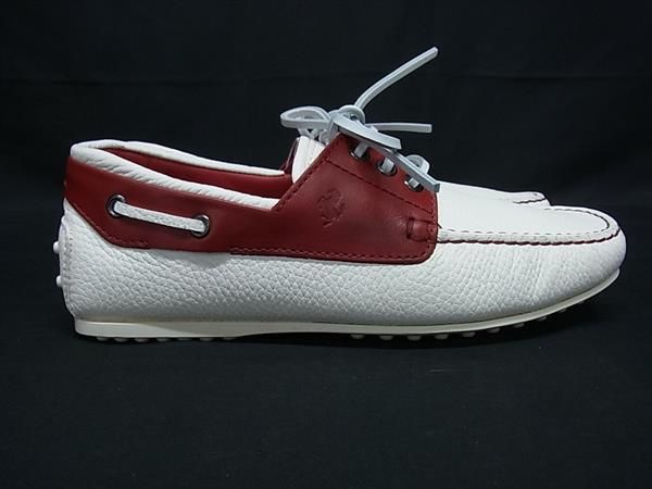 TODS トッズ フェラーリ コラボ レザー ドライビングシューズ 表記サイズ5 約24 cm 靴 メンズ ホワイト系 BR 0833