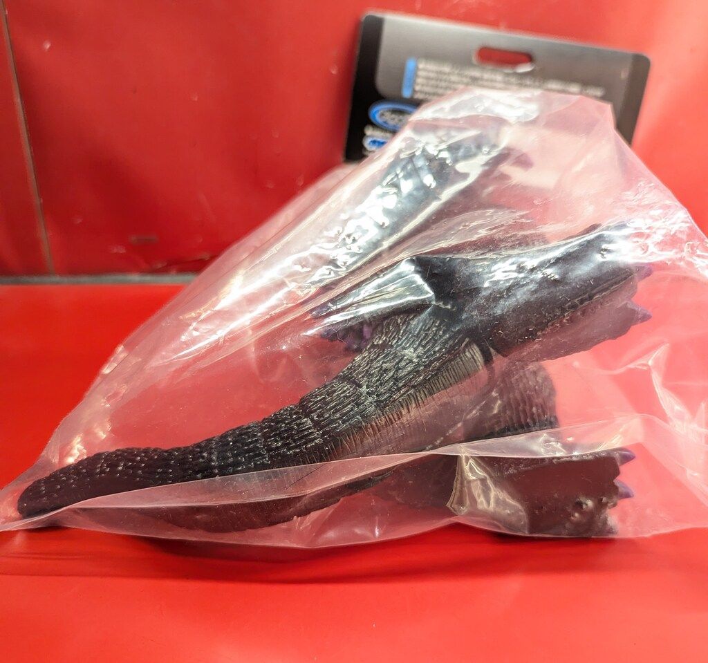 ギガブレイン 怪獣巌流島 大戦争ゴジラ 黒成型/紫/目黄ピンク - メルカリ