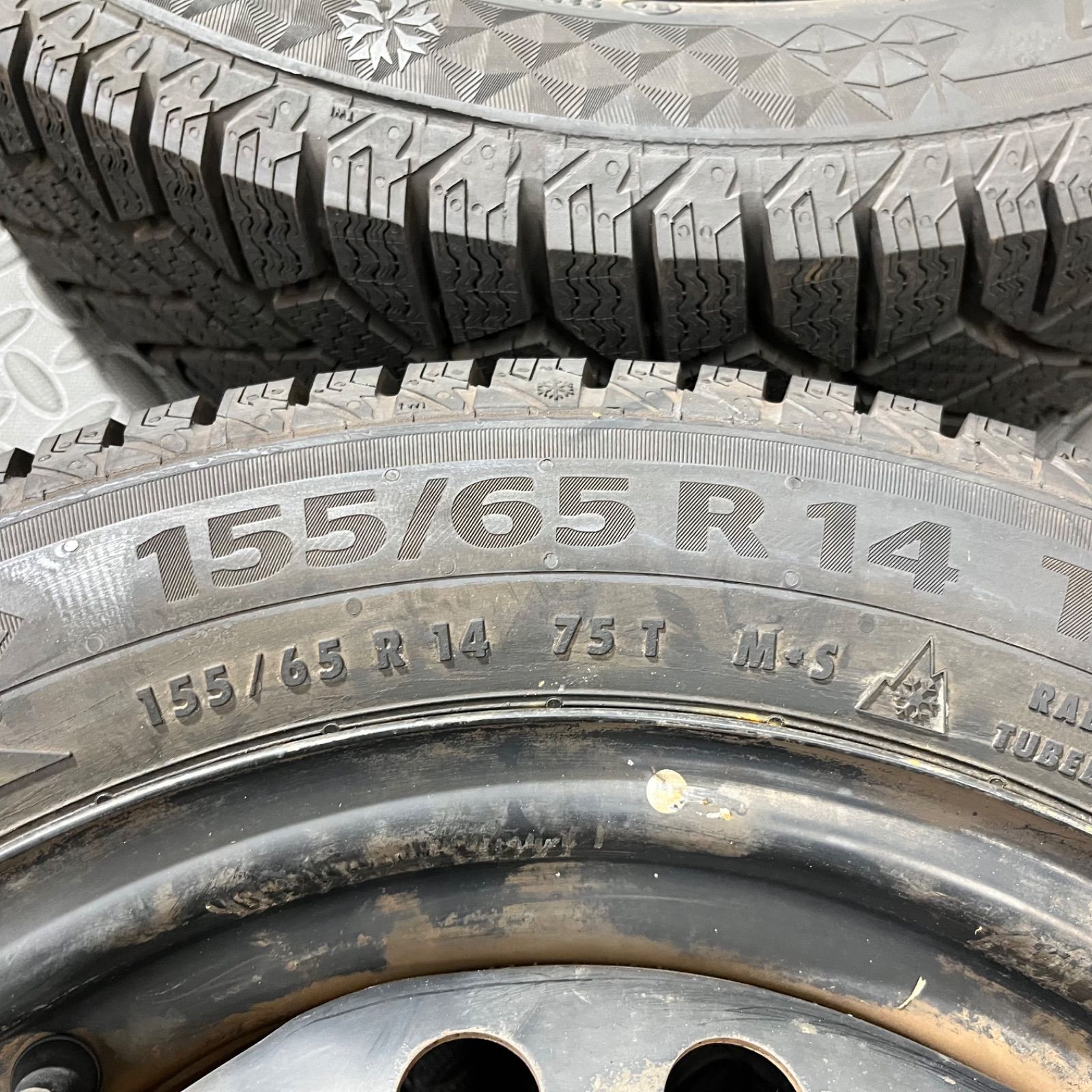 コンテ スタッドレスタイヤ