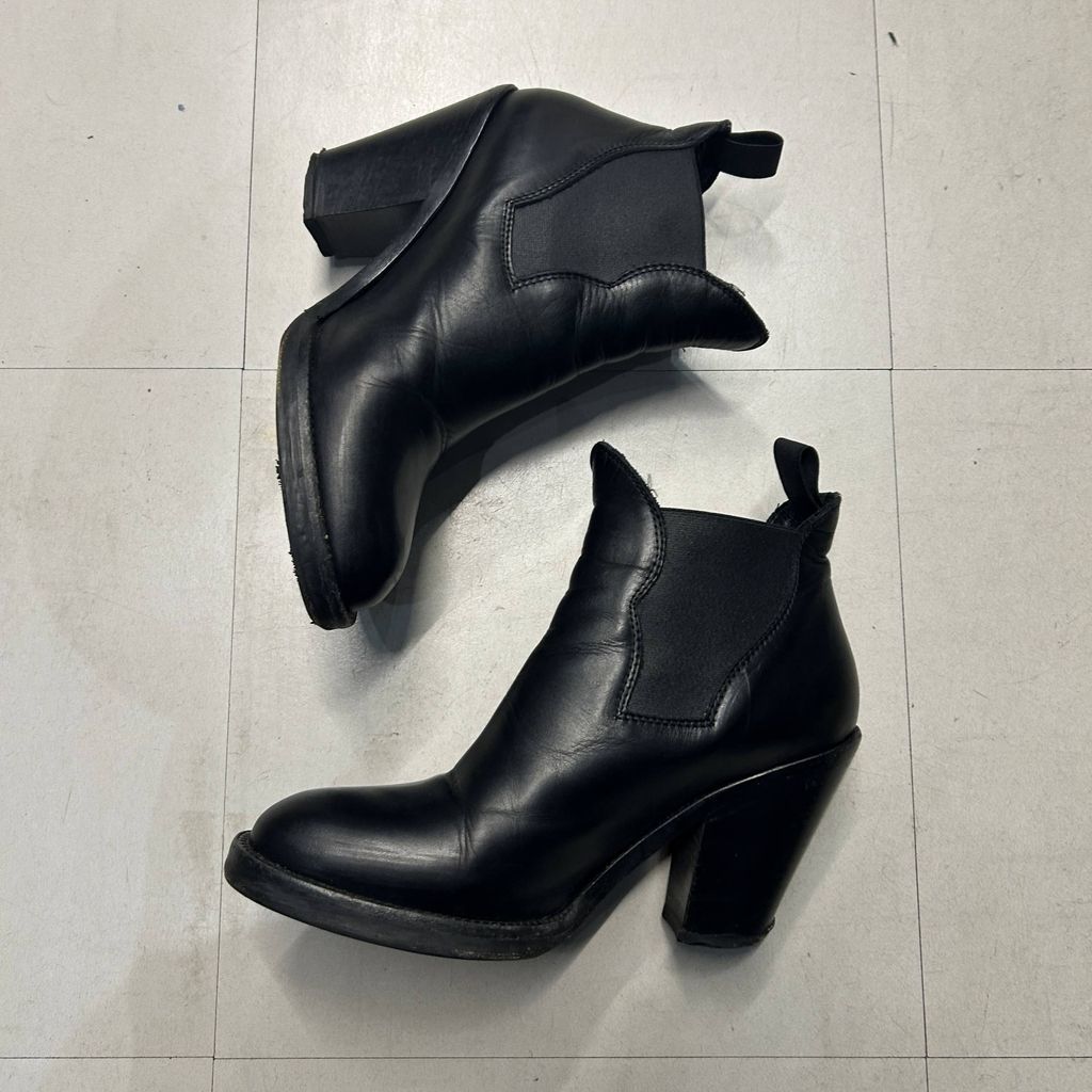 未使用❤️正規品Acne Studios ♡サイドゴアブーツ レザー定価91300 Acne Studios アクネストゥディオズ SIDE GORE SHORT BOOTS サイドゴア