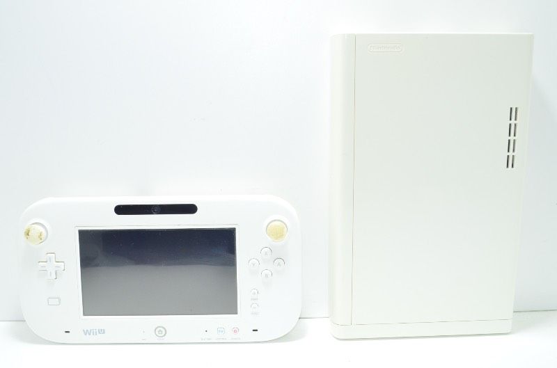 送料無料】 ニンテンドー Nintendo Wii U 本体 32GB WUP-101(01) ＋