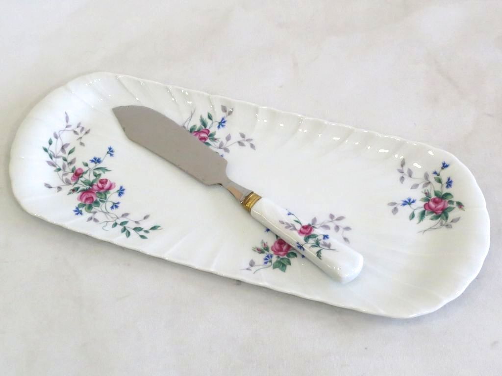 226567】Limoges リモージュ ケーキナイフ付き ロングプレート