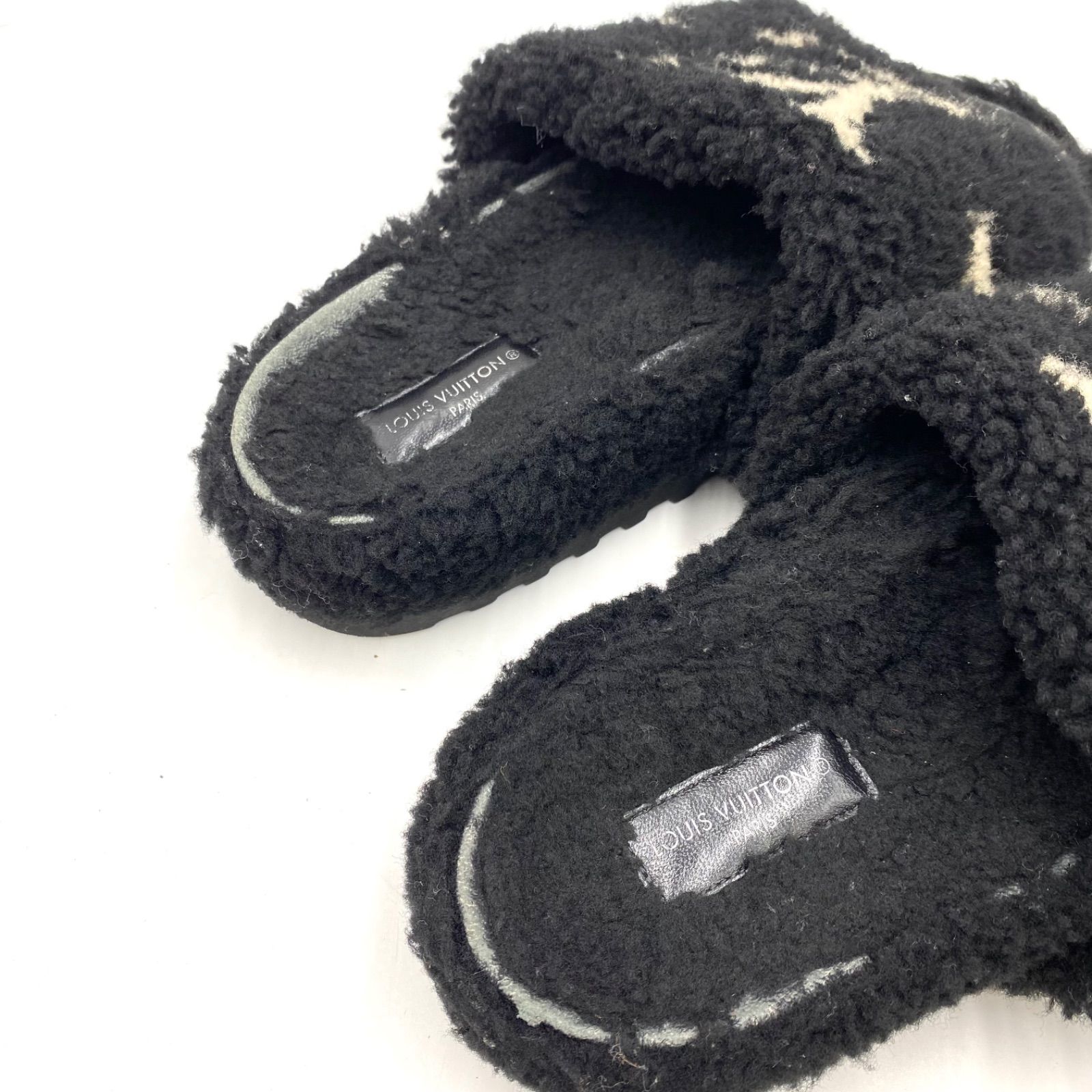 LOUIS VUITTON ルイヴィトン モノグラム パセオライン ムートン