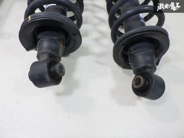 トヨタ 純正 AWS210 210 クラウン ハイブリッド サスペンション サス