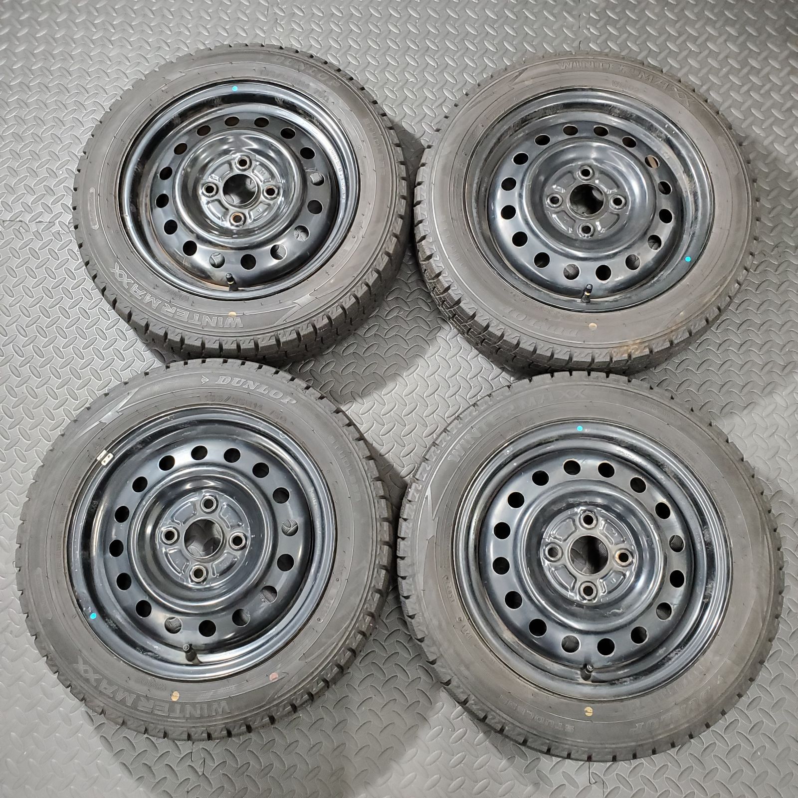 22年製 155 65 R 14 ダンロップ ウィンターマックス WM 02 ダイハツ タント ムーヴ ミラ コンテ スタッドレスタイヤ 冬タイヤ 1271