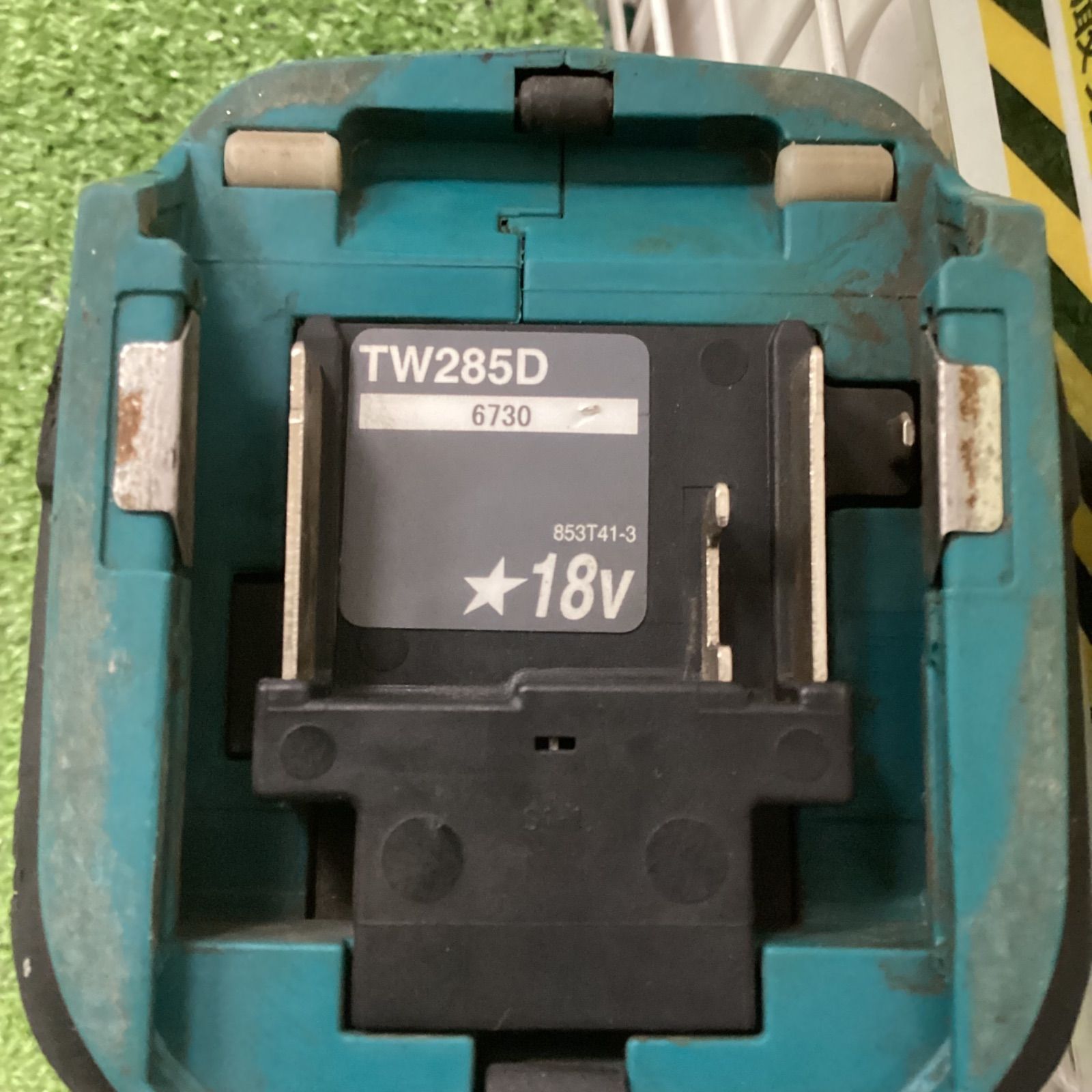 v充電式インパクトレンチ 12.7