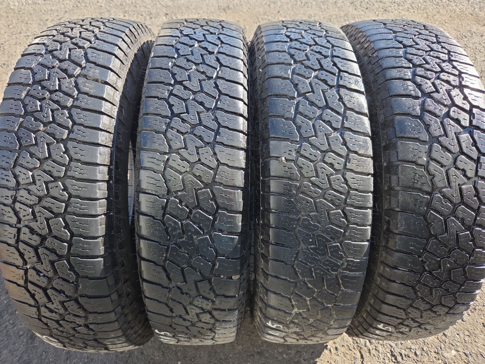 !! 175 80 R 16 ファルケン ジムニー