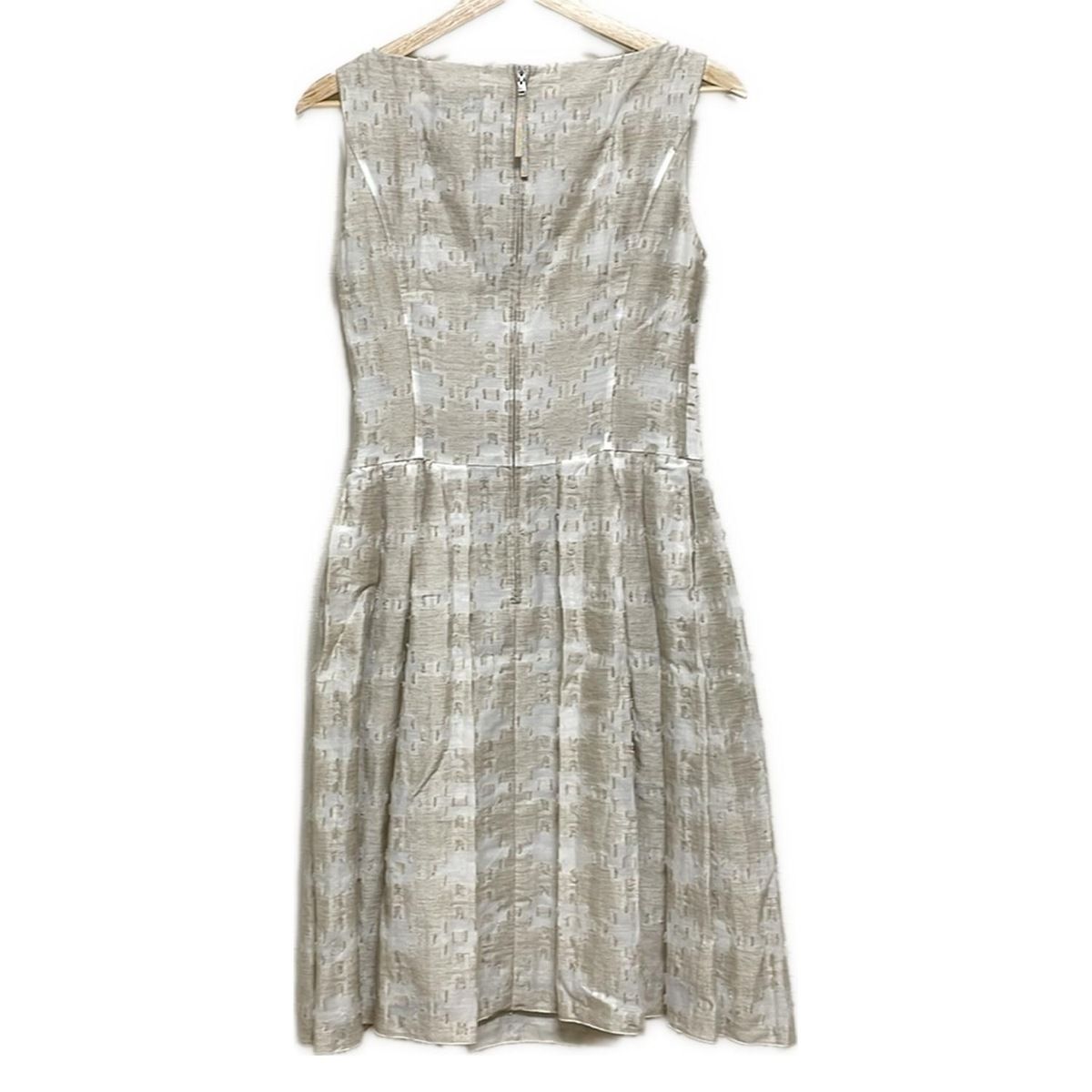 FOXEY フォクシー ワンピース サイズ38 M レディース 35362 ベージュ クルーネック ノースリーブ ひざ丈 リボン