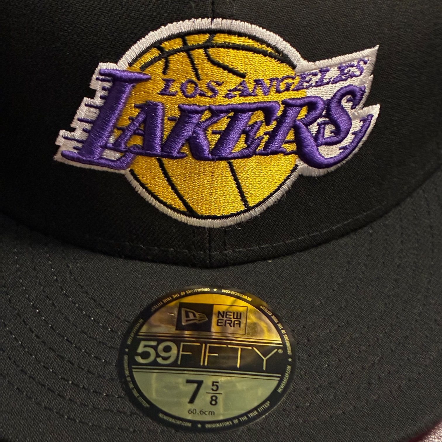 NEW ERA × LOS ANGELES LAKERS 59FIFTY つば裏ペイズリー柄 ベース