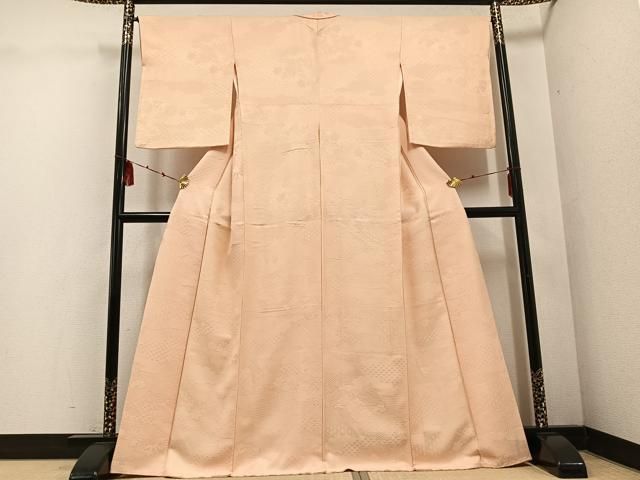 平和屋着物 上質な色無地 吉祥草花地紋 薄香色 正絹 ph