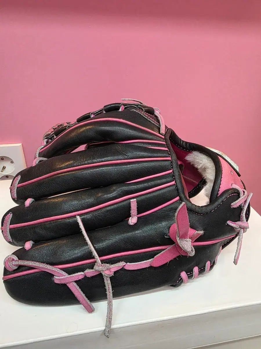 GOLD内野グローブLOVE YOURSELF 轉 Tear