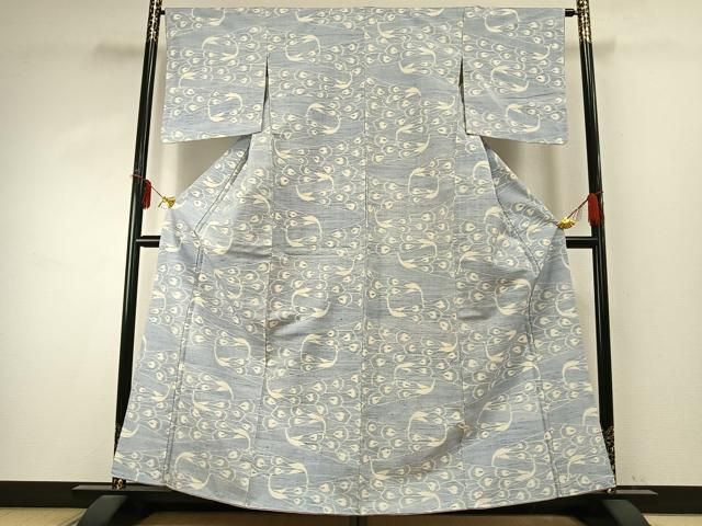 平和屋着物●上質な紬　孔雀文　正絹　逸品　AABD8656fy 平和屋着物○上質な紬 孔雀文 正絹 逸品 AABD8656fy - メルカリ