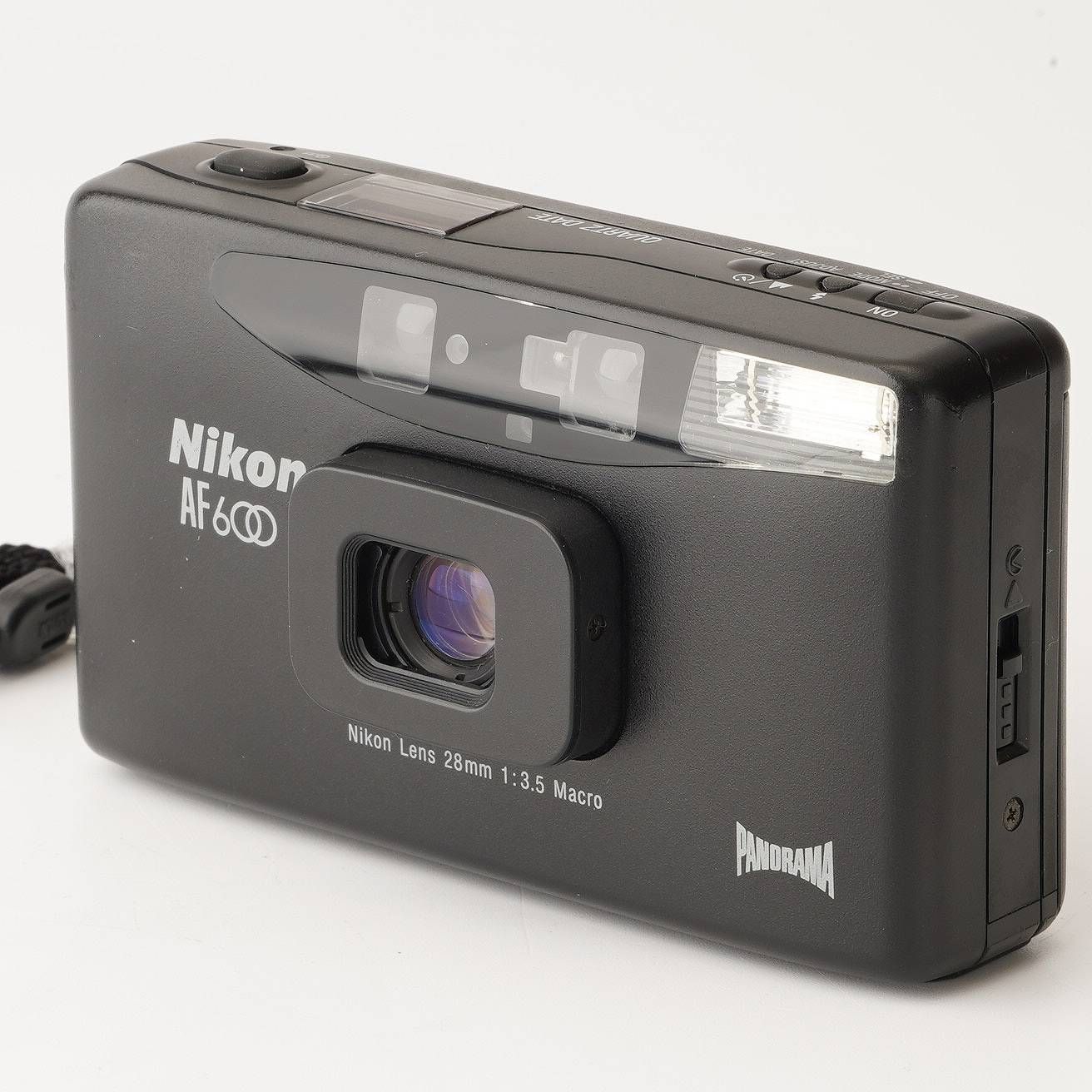 ニコン Nikon AF 600 35mmコンパクトフィルムカメラ / 28mm F3.5 Macro