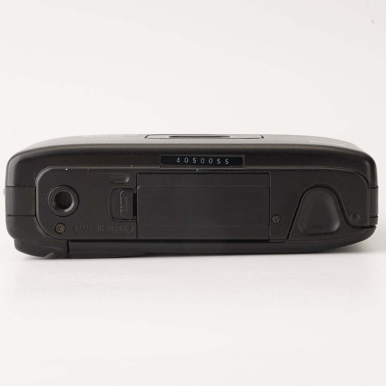 ニコン Nikon AF 600 35mmコンパクトフィルムカメラ / 28mm F3.5 Macro