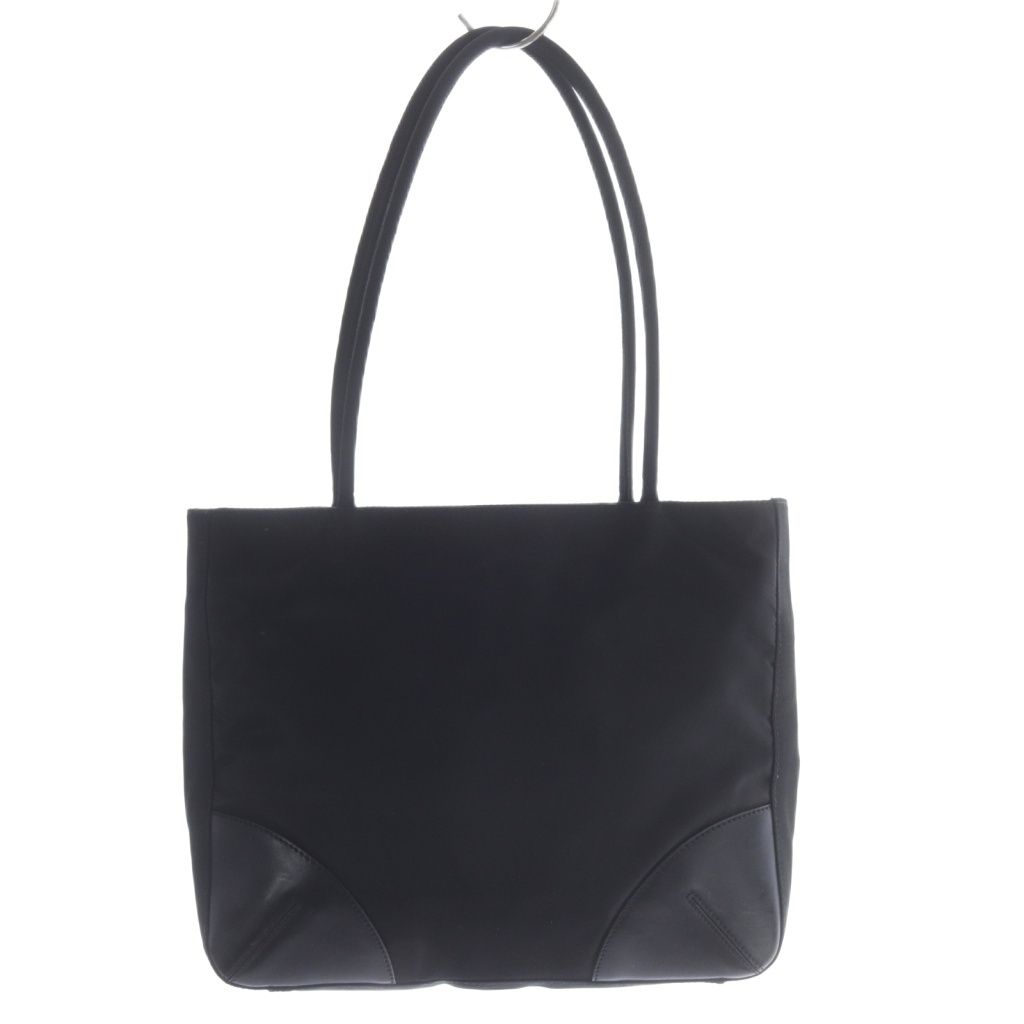 プラダ　トートバッグ　三角ロゴ　肩掛け　ナイロン　ハンドバッグ　逆台形　ブラック プラダ PRADA トートバッグ ハンドバッグ 三角ロゴプレート ナイロン