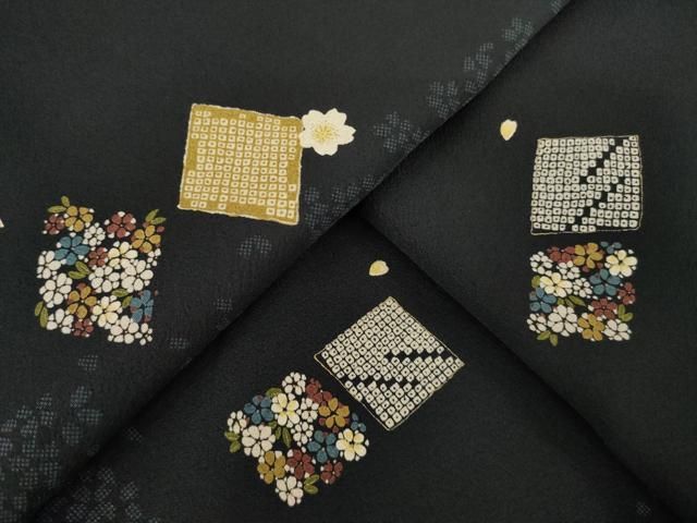 平和屋着物 上質な小紋 花菱文 黒地 正絹 ck