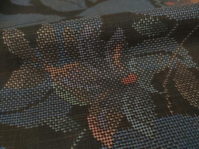  平和屋着物 本場大島紬 一元7マルキ 草花文 黒地 正絹 ck 紬 着物