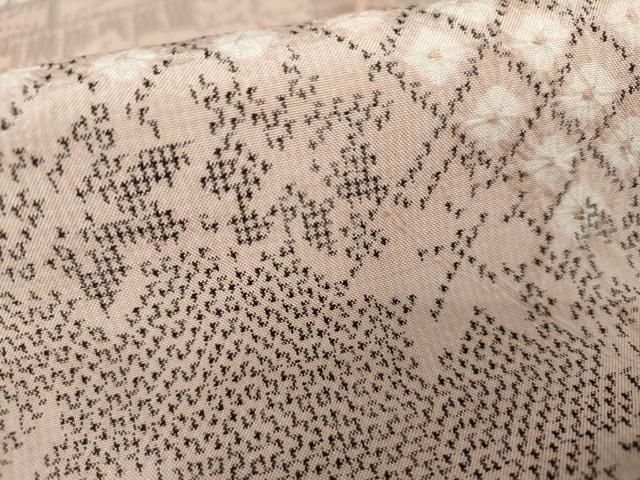 絞り 風景枝花文