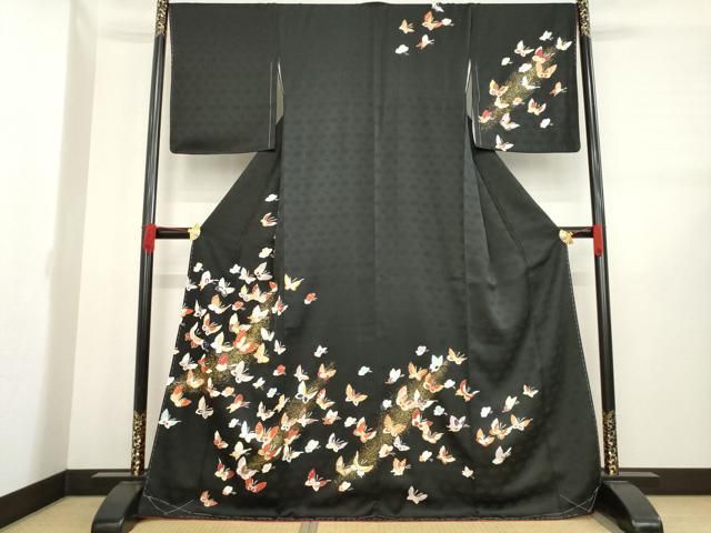 平和屋着物 訪問着 友禅 駒刺繍 舞蝶文 黒地 金彩 正絹 ck