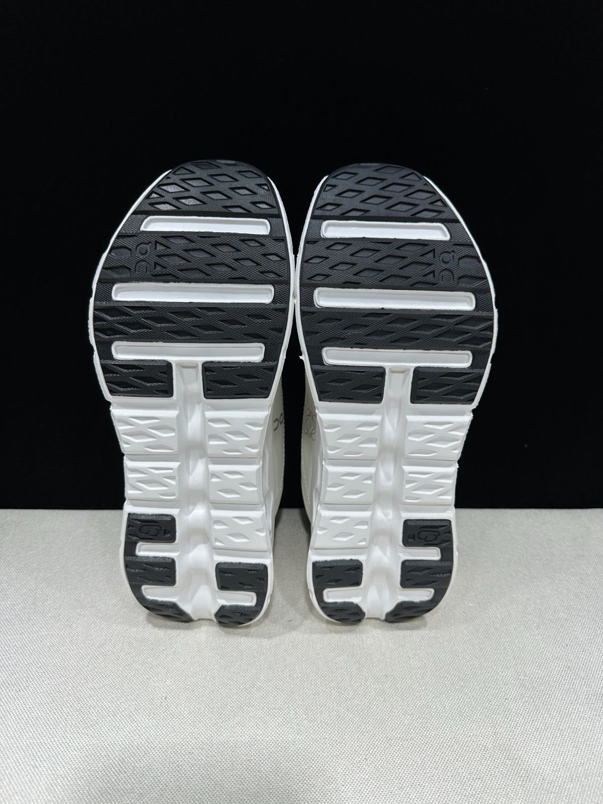 ランニングシューズ