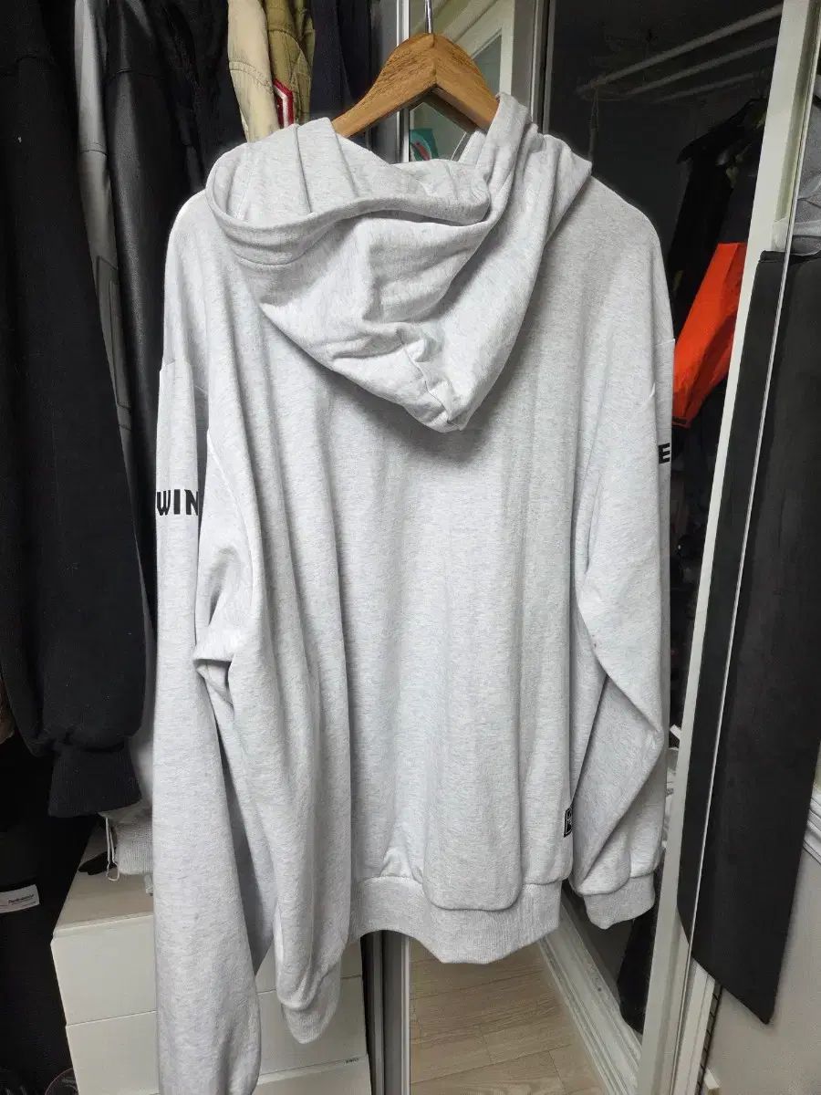 LGツインズ 2025 コリアンシリーズ フーディー