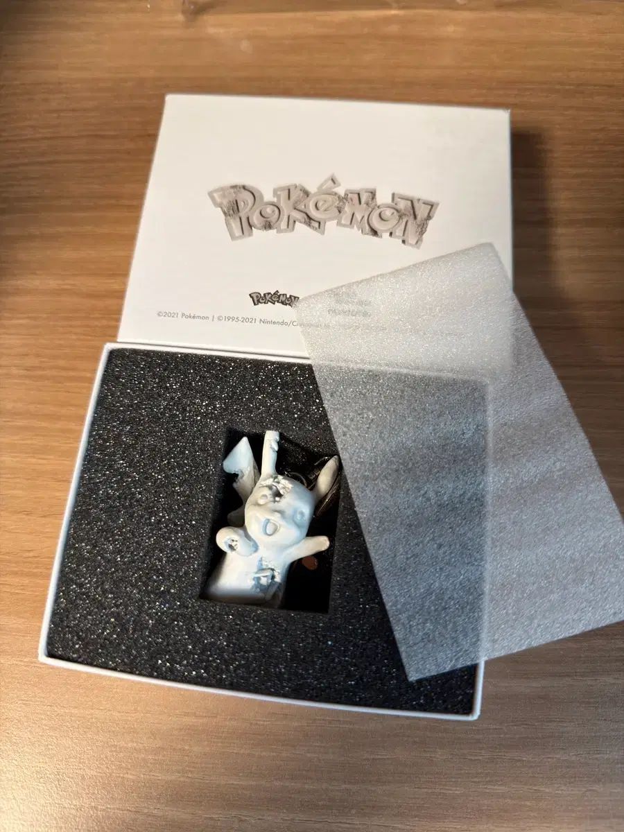 ダニエル DANIELLE アシュ × ポケットモンスター ピカチュウ キーホルダー