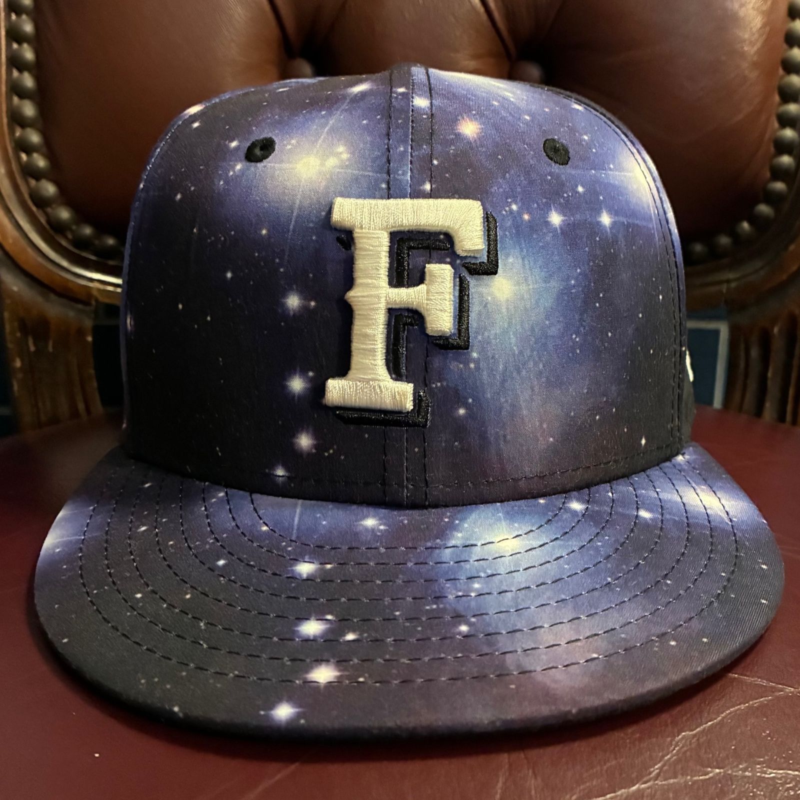 NEW ERA × NPB 北海道日本ハムファイターズ NASA， ESA， Tony Hallas 天体写真デザイン 59FIFTY ベースボールキャップ マルチカラー 7-3/8 58.7cm