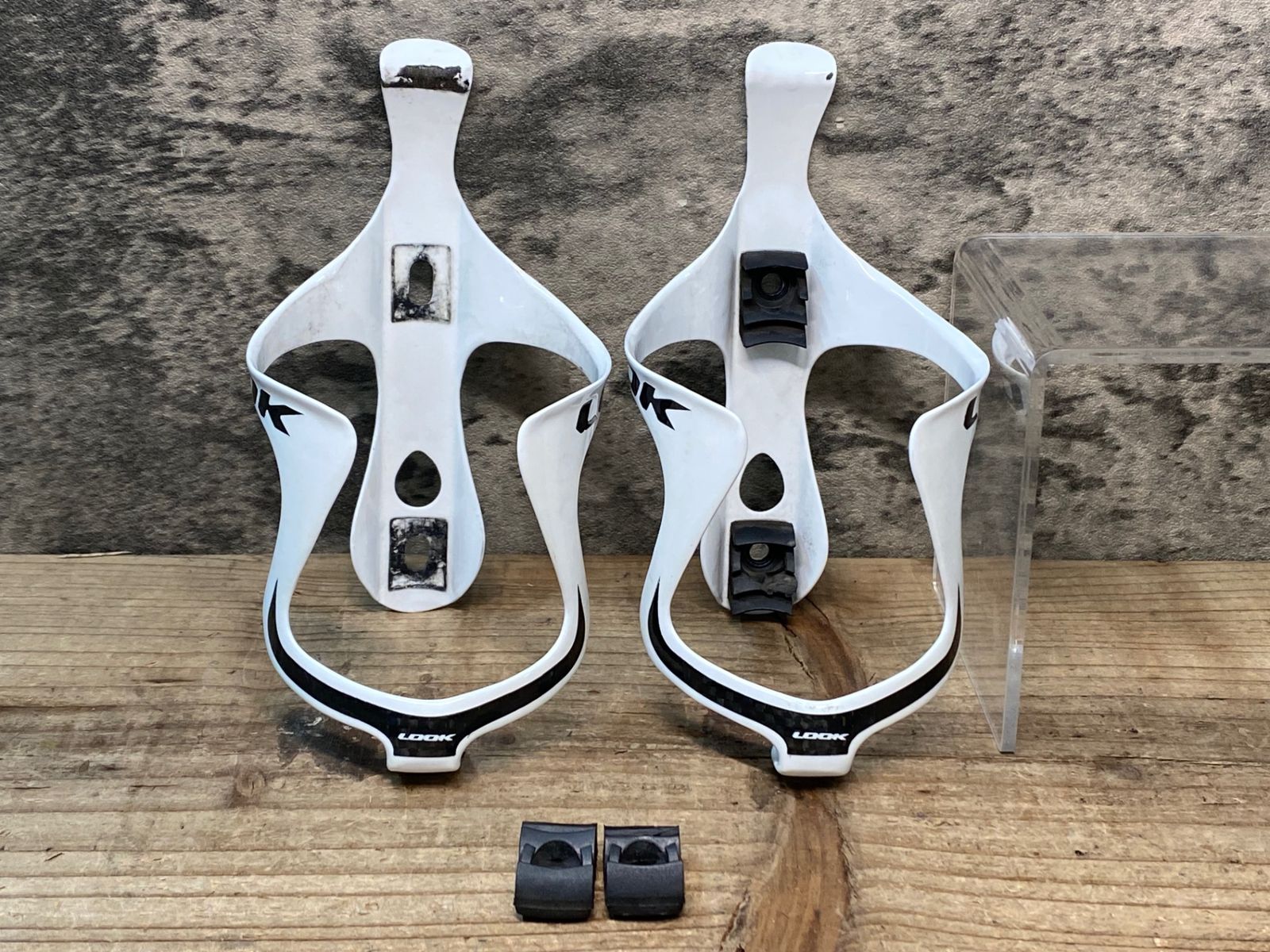 JO933 ルック LOOK カーボン ボトルケージ 白 2個セット - メルカリ