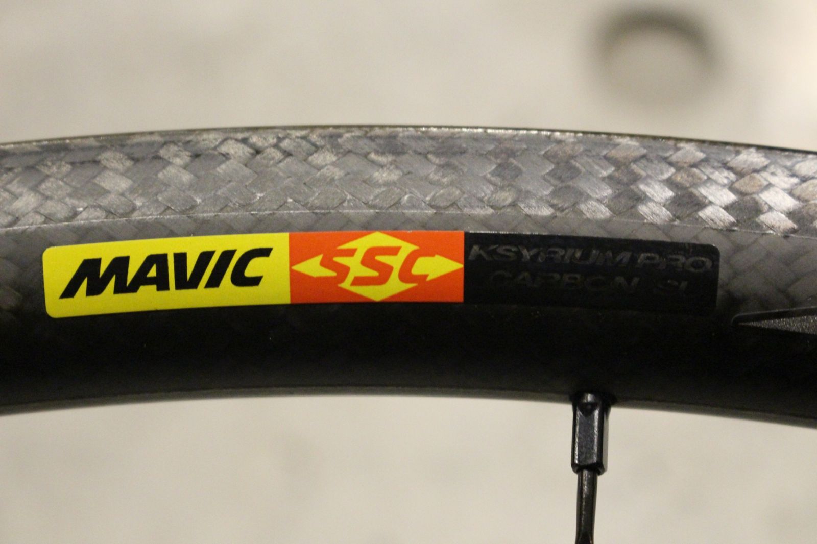 マヴィック MAVIC キシリウム KSYRIUM PRO CARBON SL カーボン